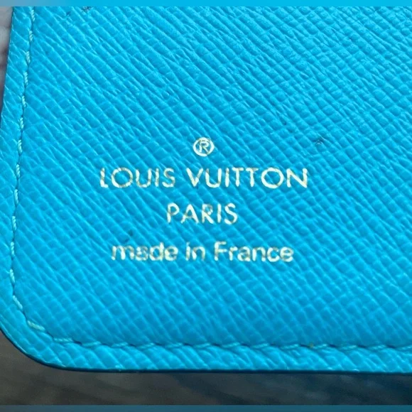 Authentic Louis Vuitton “Groom Portefeuille” monogram canvas compact wallet - Picture 7 of 9